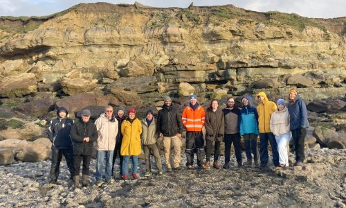 Photo de groupe sous éclaircie